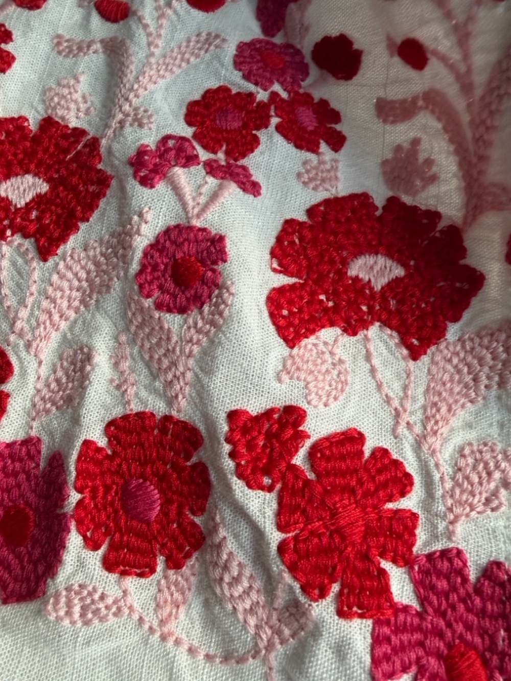 White Embroidered Floral Blouse with Pink-Red Accents - Picture 8 of 10